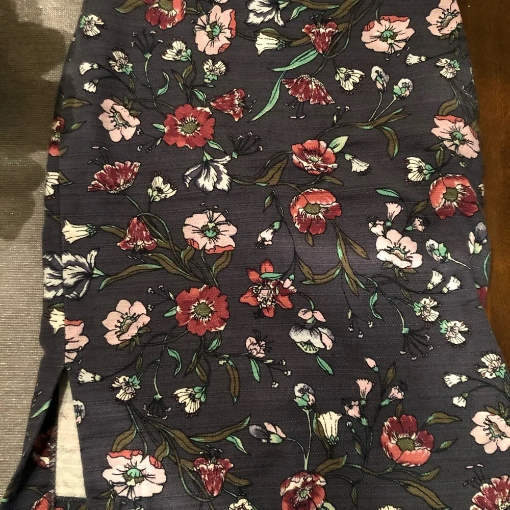🔶️5 for $30🔶️ Floral Pencil Skirt